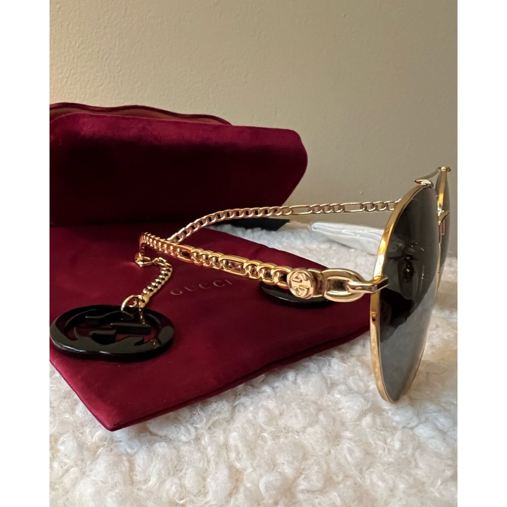 New Gucci Sunglasses Black/Gold - Picture 8 of 12